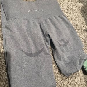 NVGTN seamless leggings with contouring XS (2) S (3)